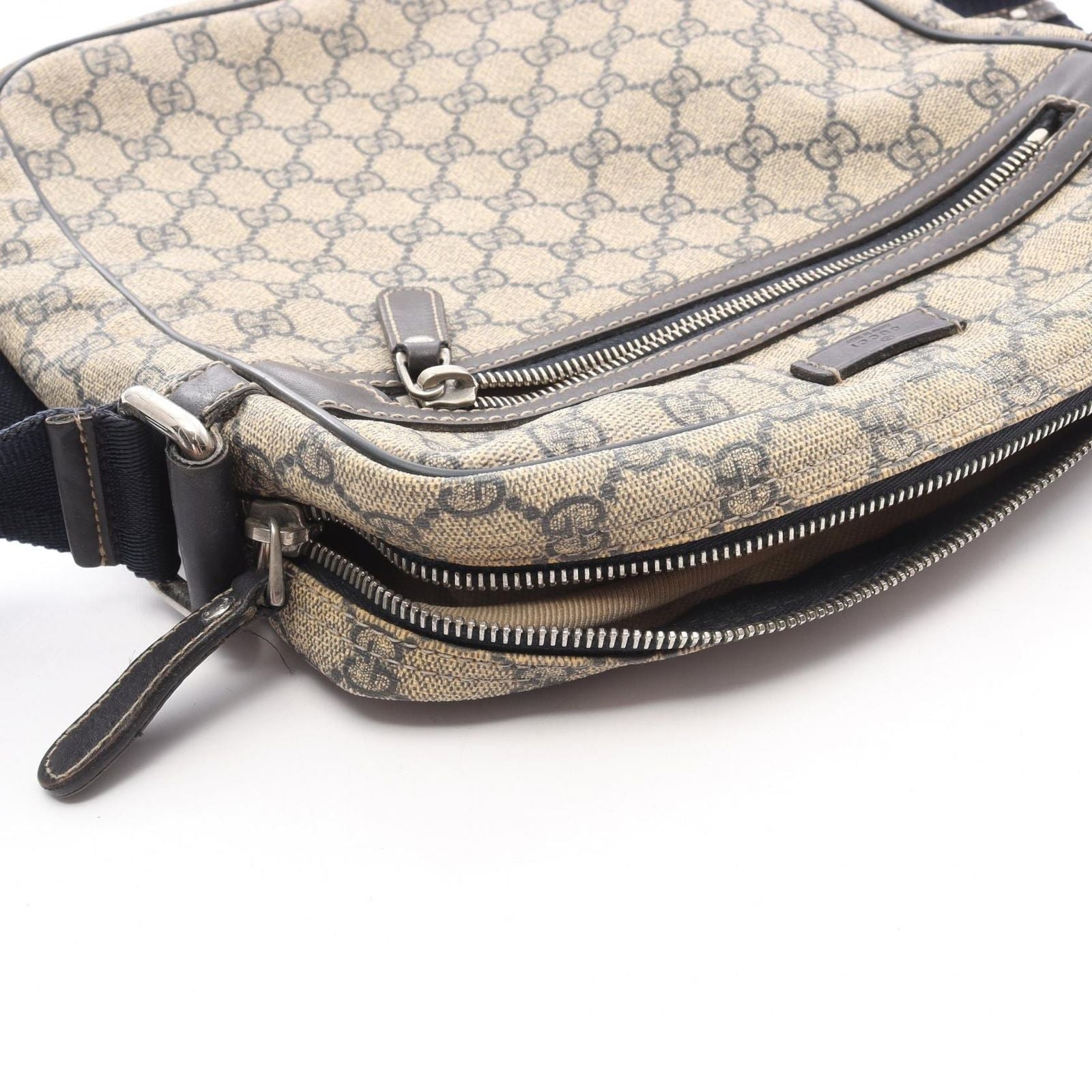 Gucci Shoulder Bag Gg