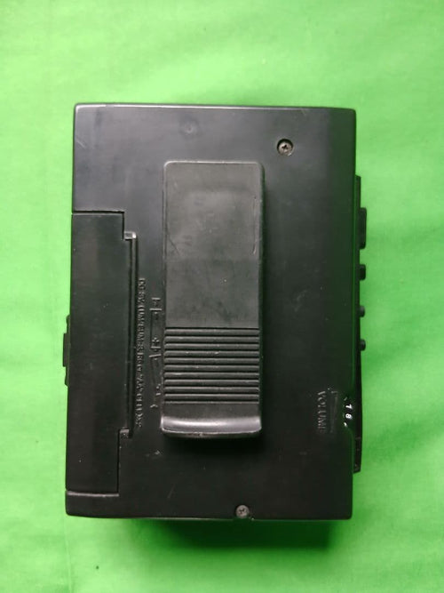 Sharp Cassette Player Jc-516 Am- Fm