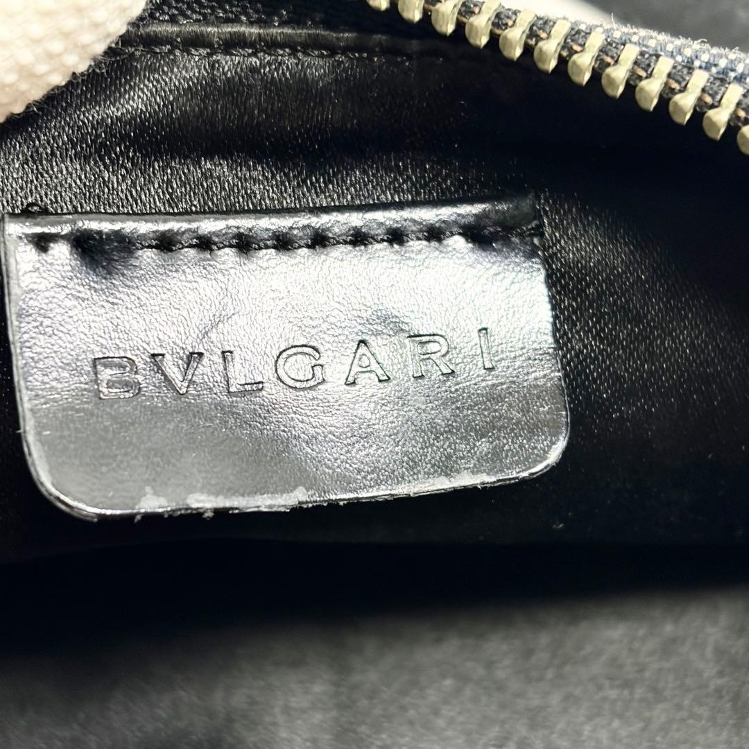 Bvlgari Shoulder Bags