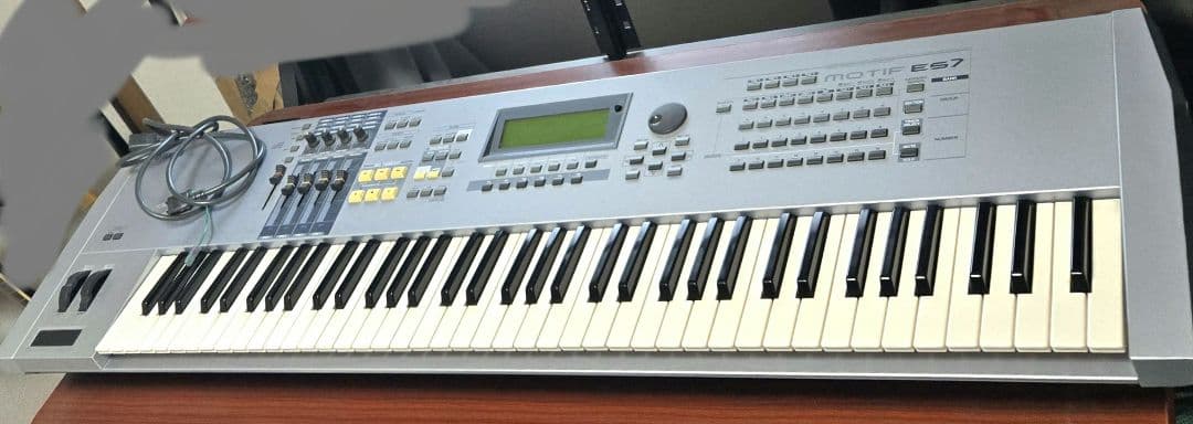 Yamaha Keyboard Electronic Piano Motif Es7 (76 Fs