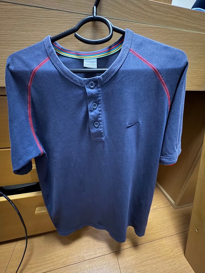 Nike T-Shirts T L