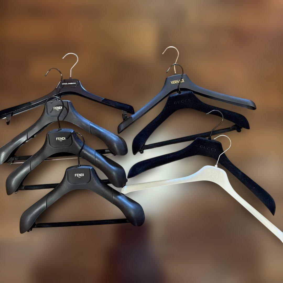 Hangers 8