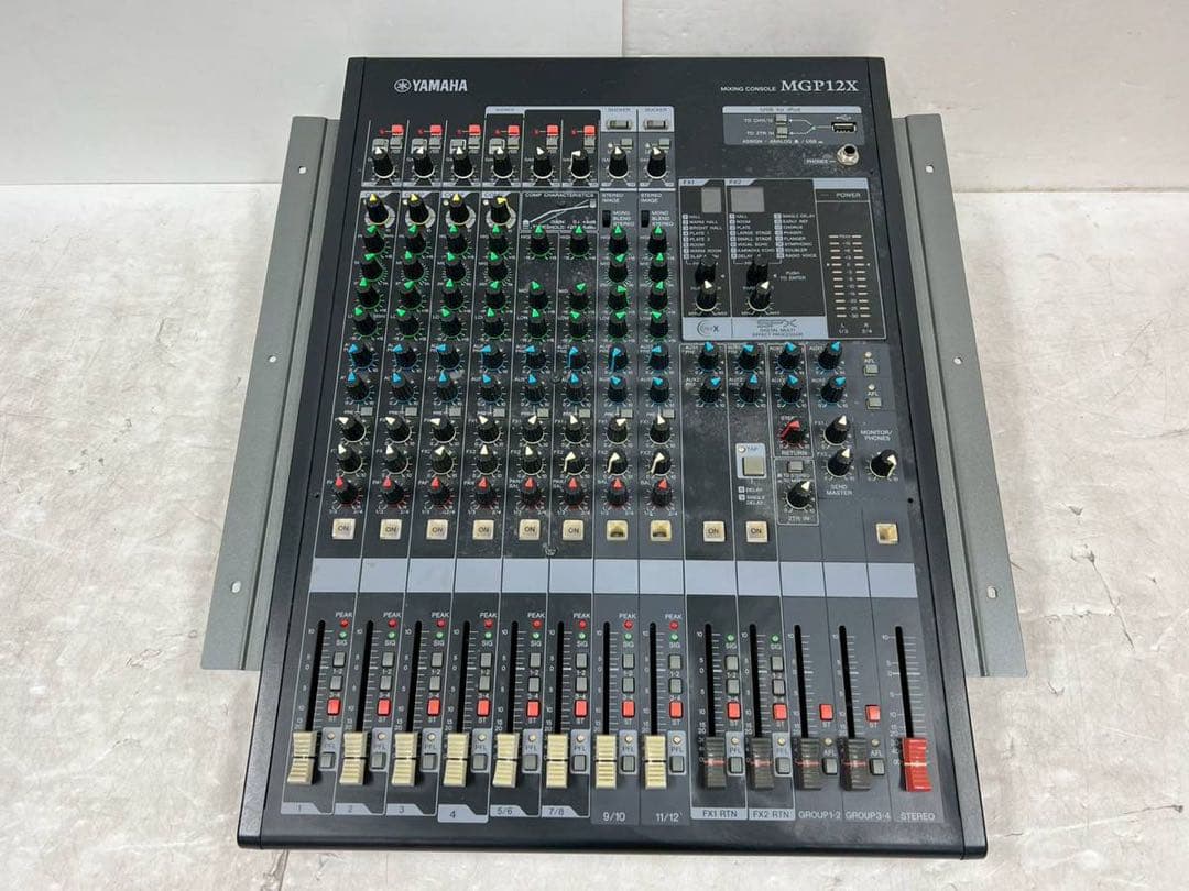 Yamaha Analog Mixers Mgp12X