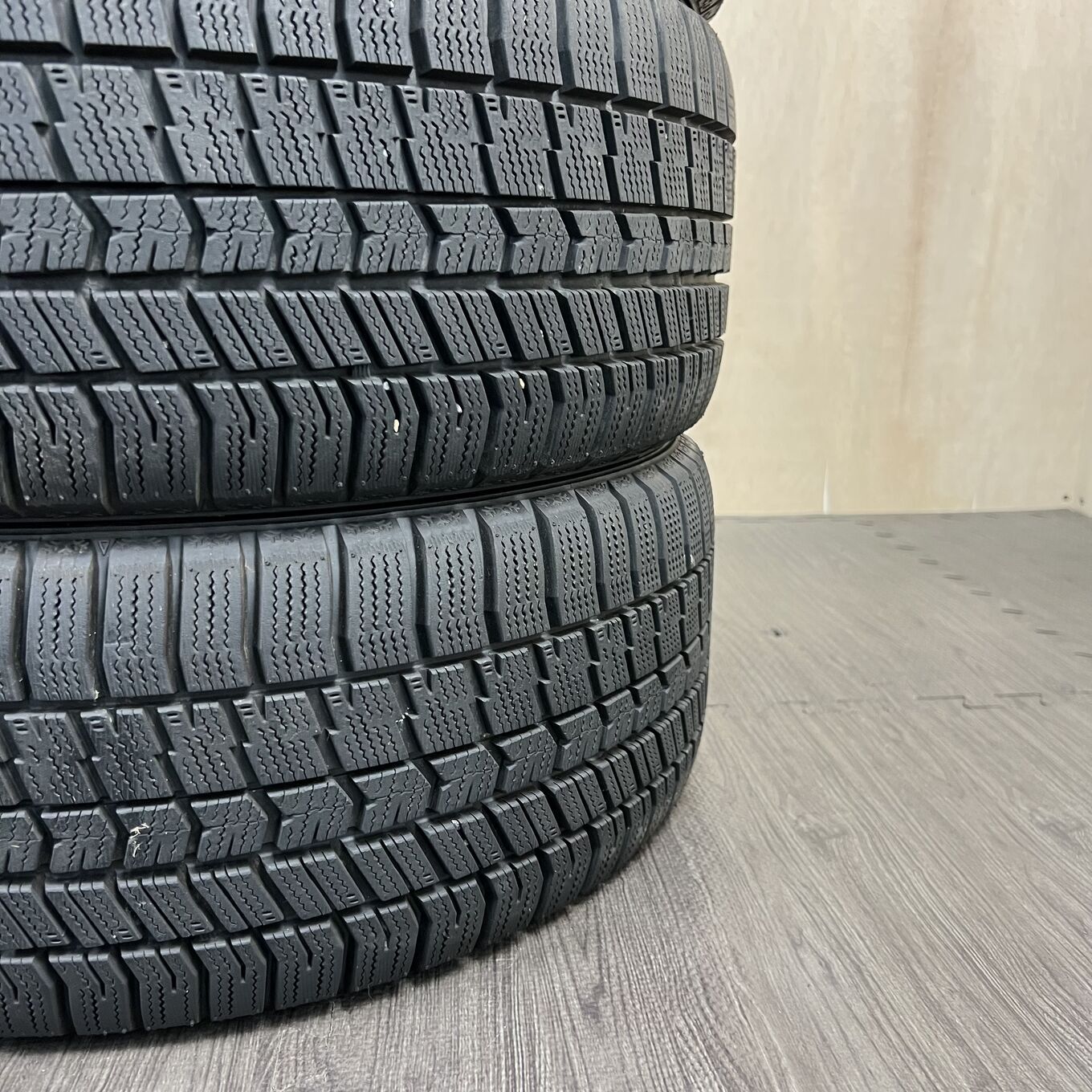 Dds 18 Inches Goodyear 225/40R18 #63S40426