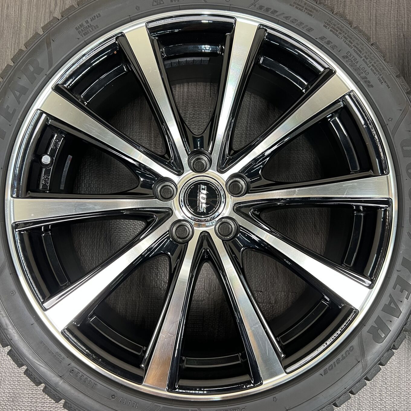 Dds 18 Inches Goodyear 225/40R18 #63S40426
