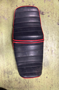 Seats Yamaha Xjr400
