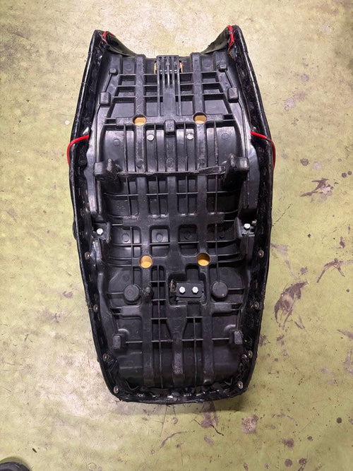 Seats Yamaha Xjr400