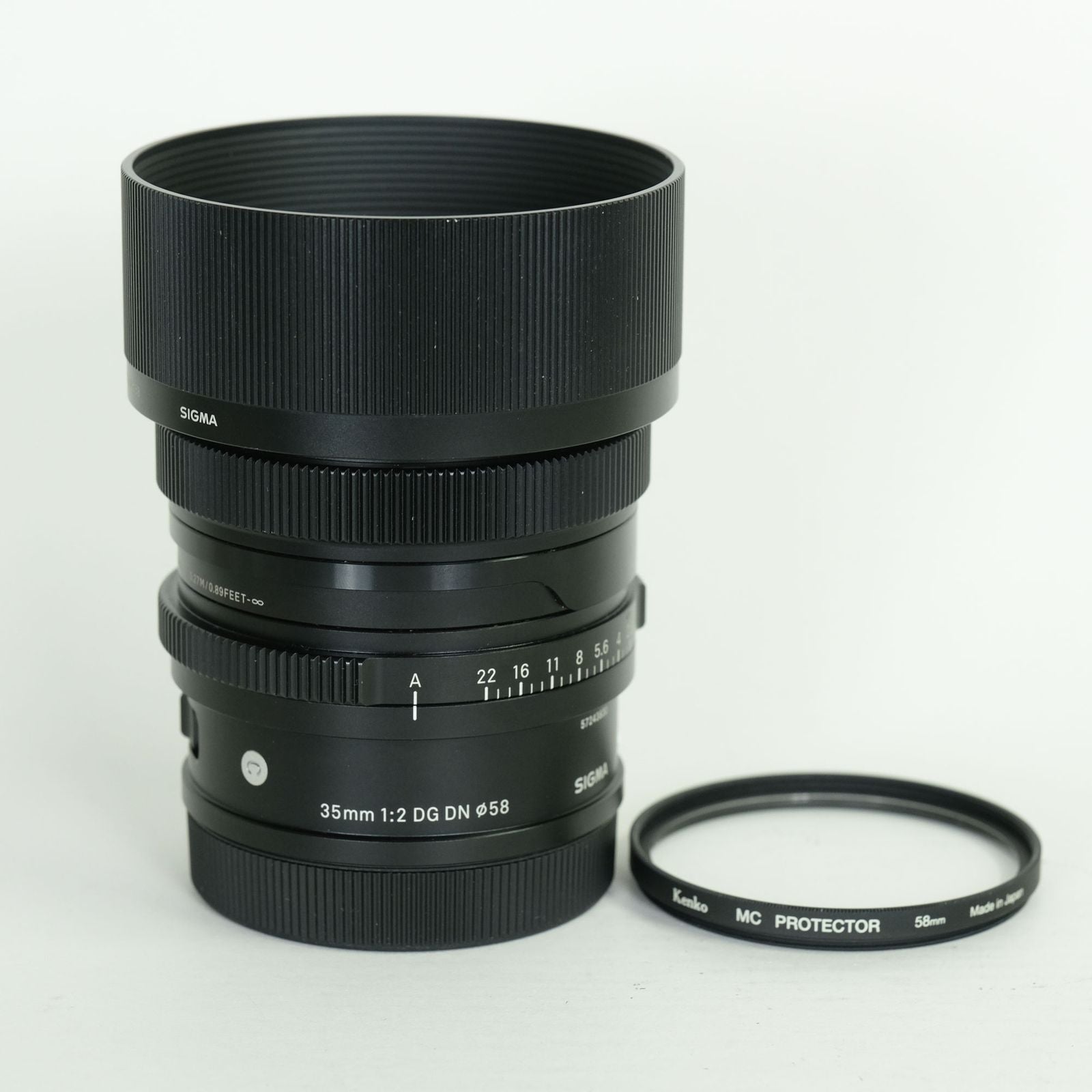 Sigma Lens (Single Focus) F2 Dg Dn Contemporary L Leica