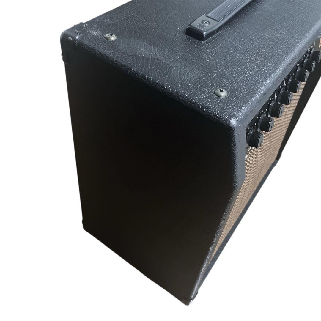 Roland Guitar Amplifier Bolt-30