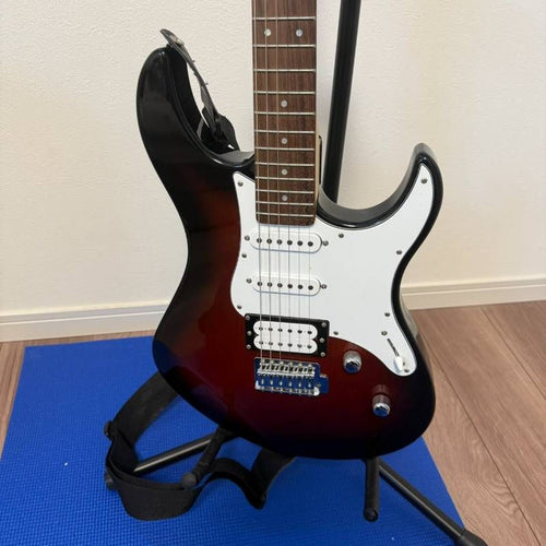 Acoustic Guitar Beginner Set Yamaha Pac112V