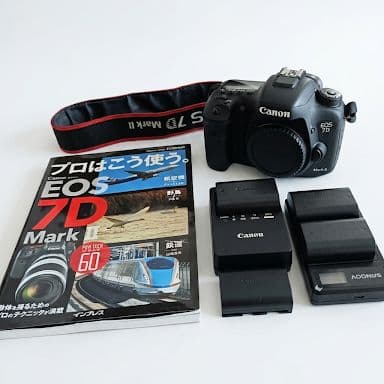 Canon Digital Slrs Eos 7D Mark Ii