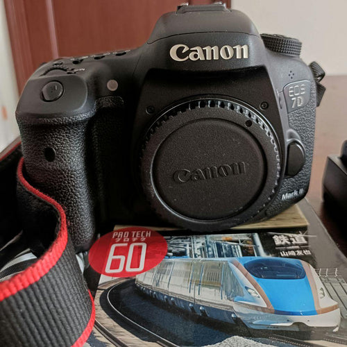 Canon Digital Slrs Eos 7D Mark Ii