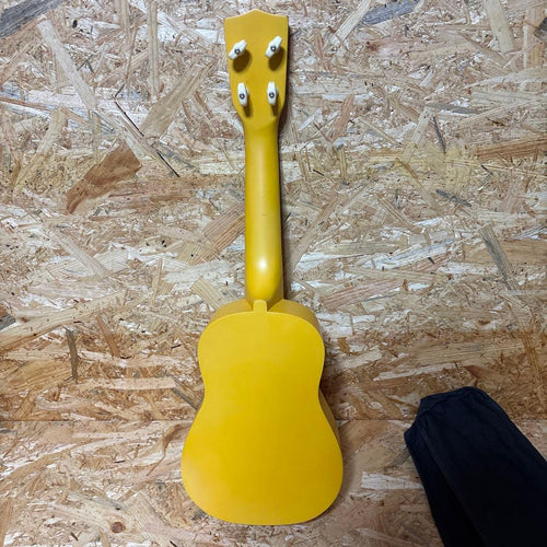 Ukuleles 2 Mahalo Korg