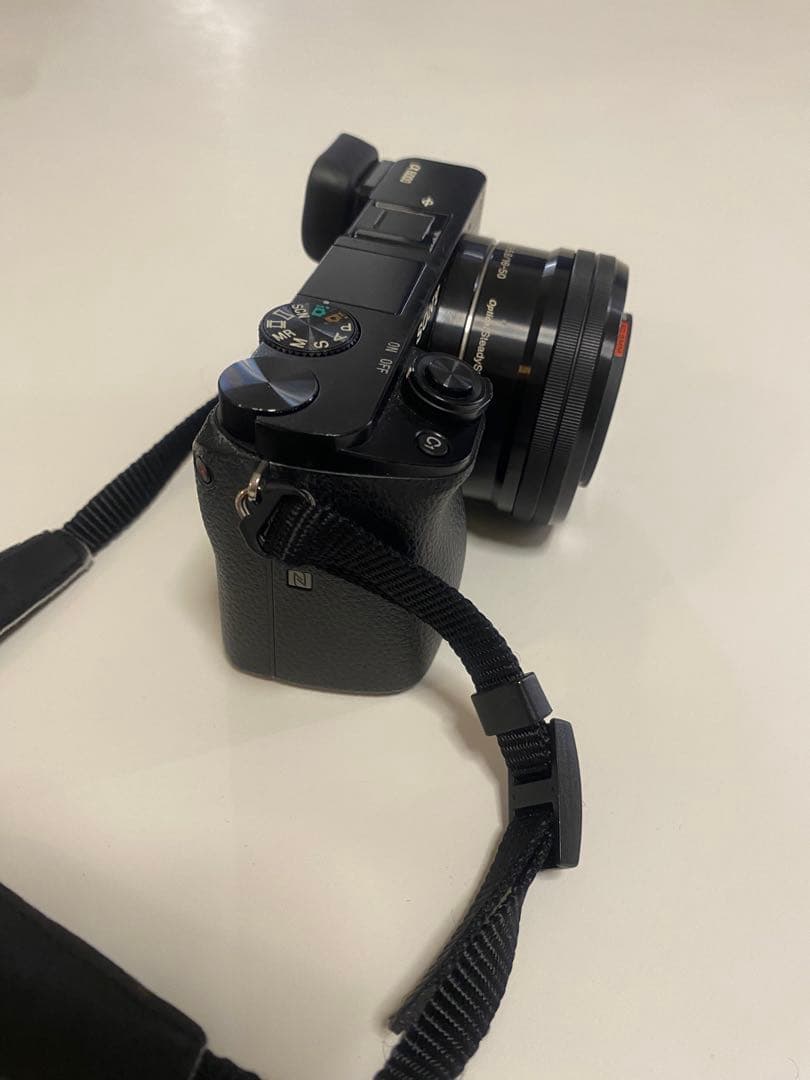 Sony Mirrorless Interchangeable Lips 6000