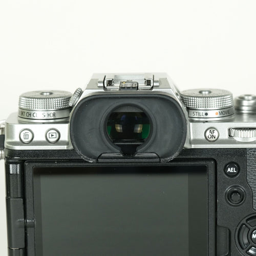 Fujifilm Mirrorless Interchangeable Lips 15,903 X-T4 X