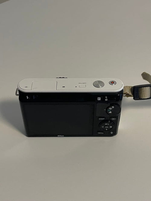 Nikon Mirrorless Interchangeable Lens Cameras Nikon1 J1 3