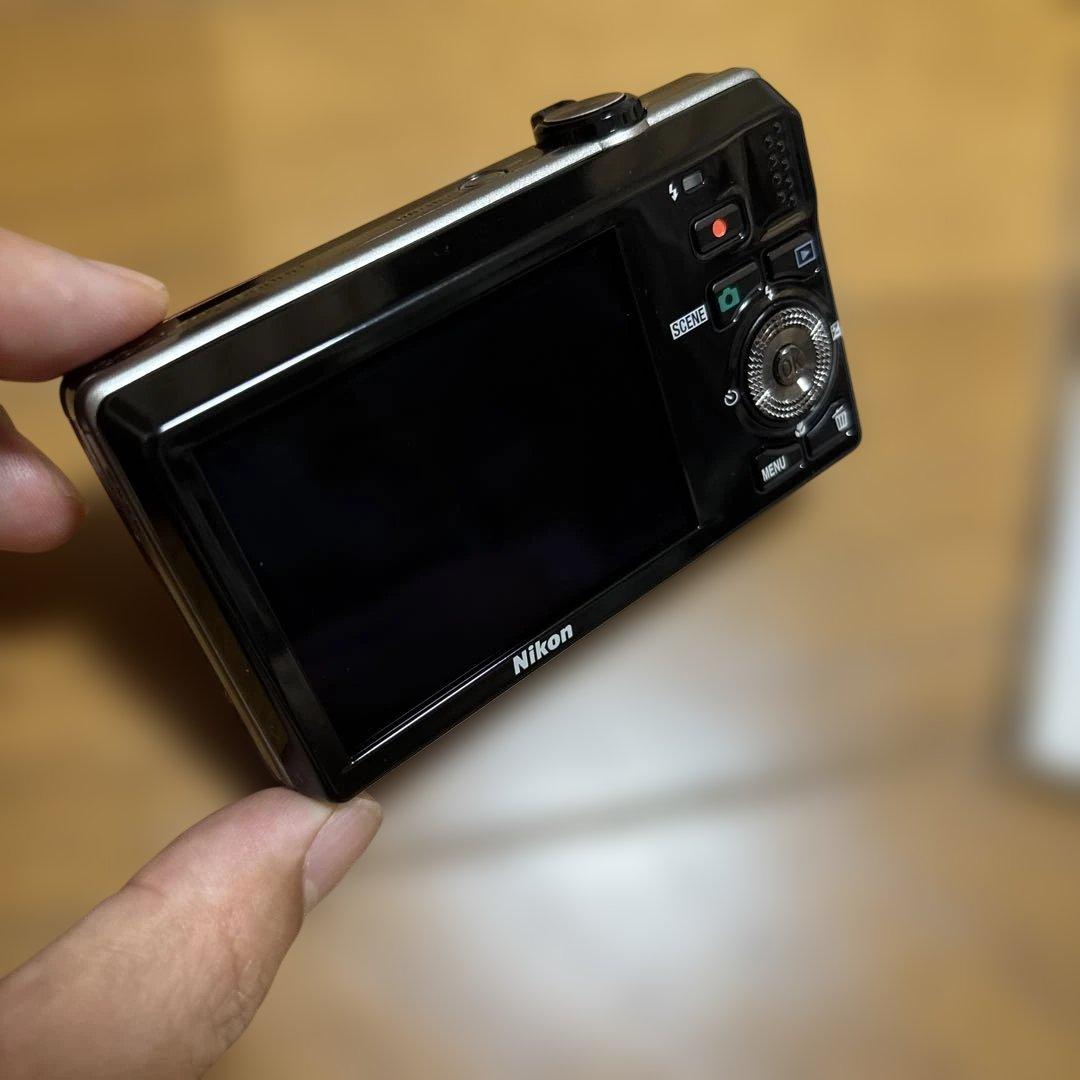 Nikon Compact Digital Cameras Coolpix S6000