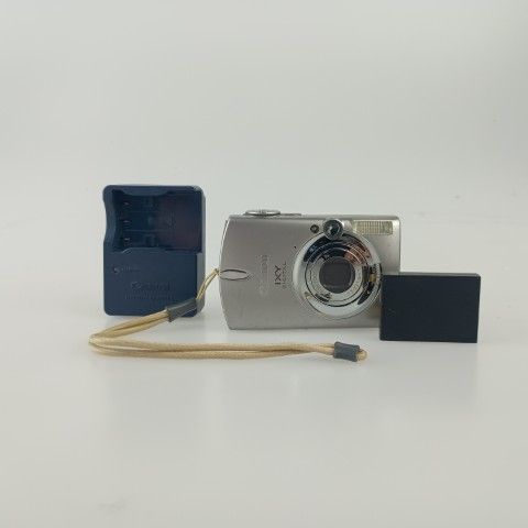 Canon Compact Digital Camera Ixy 600 Silver