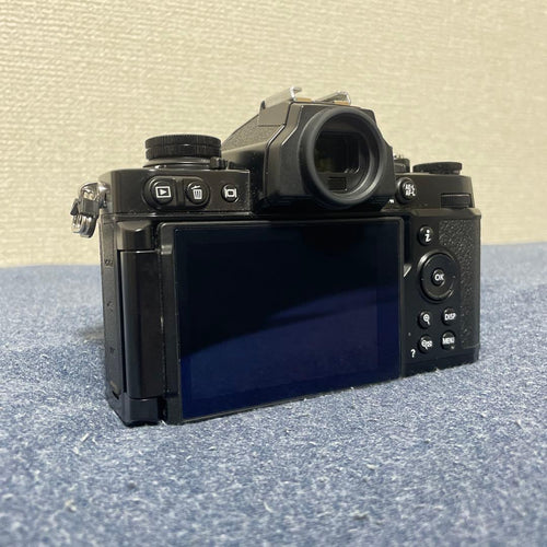 Nikon Mirrorless Interchangeable Lips Z Fc