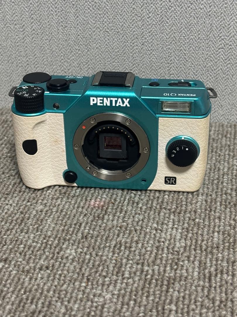 Pentax Compact Digital Cameras Q10