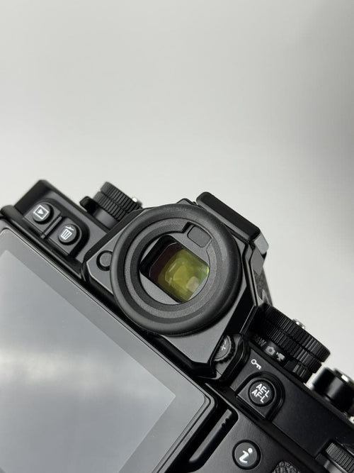 Nikon Mirrorless Interchangeable Lips 4,312 Zf