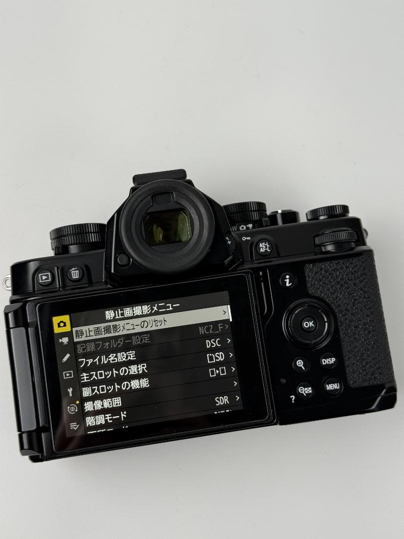 Nikon Mirrorless Interchangeable Lips 4,312 Zf