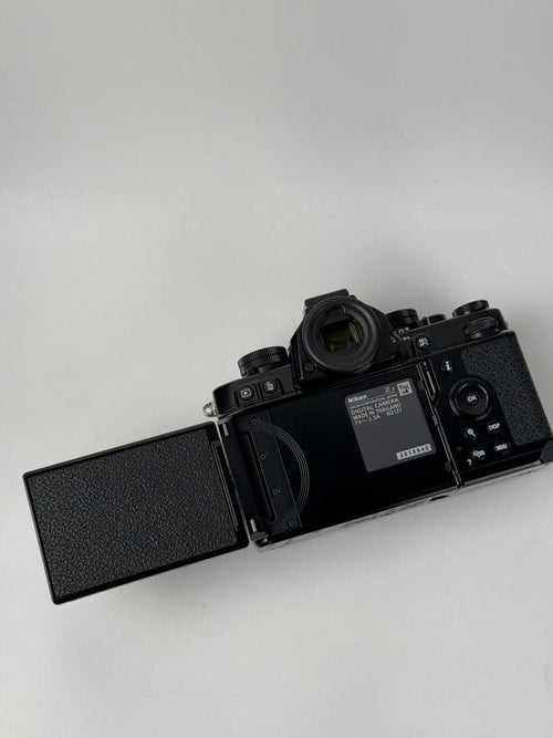 Nikon Mirrorless Interchangeable Lips 4,312 Zf
