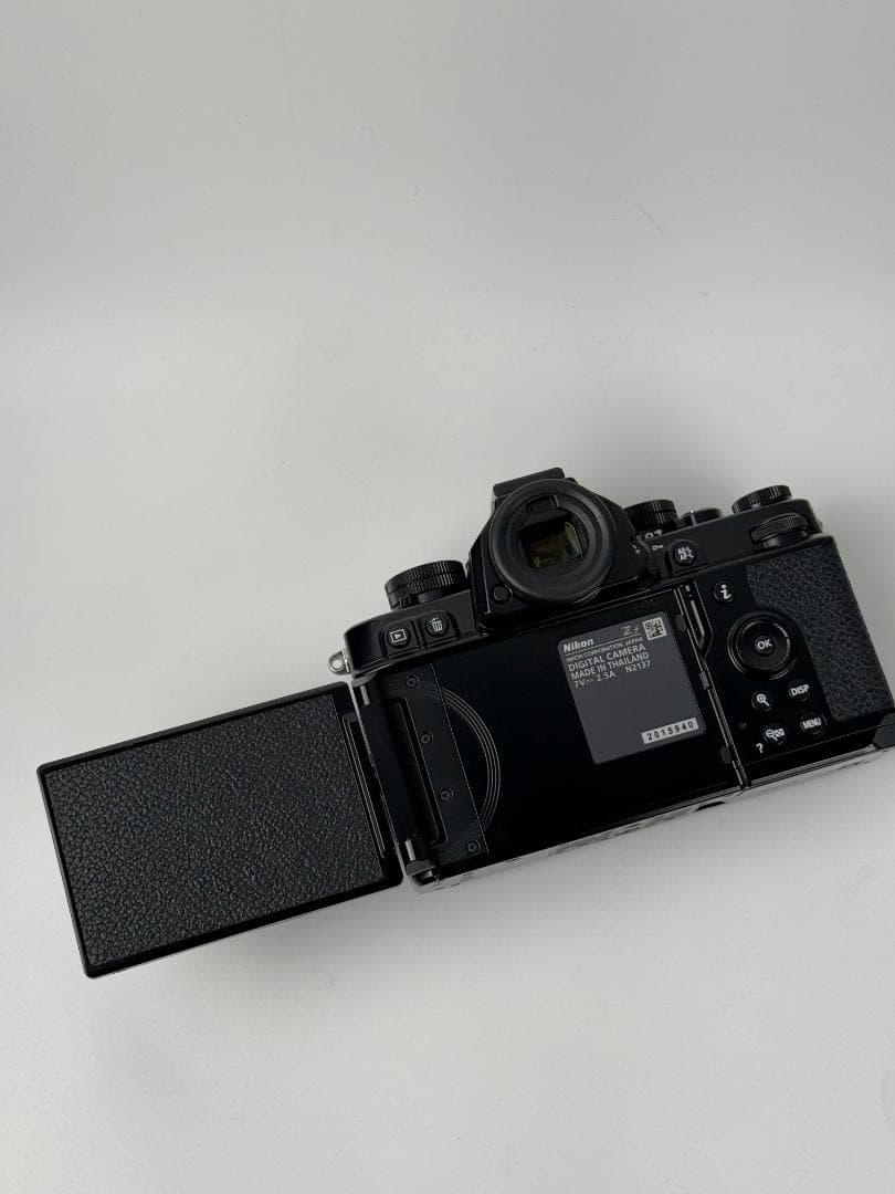 Nikon Mirrorless Interchangeable Lips 4,312 Zf