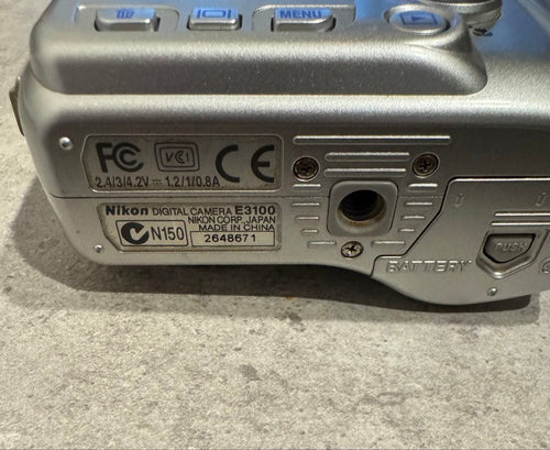 Nikon Compact Digital Camera Nicon Cooipix 3100