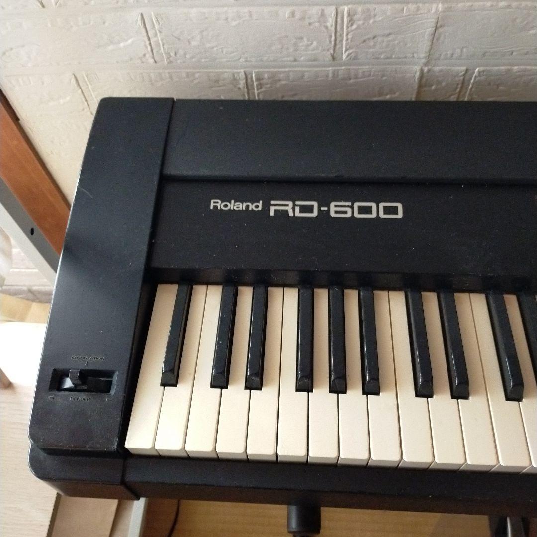 Roland Analog Synthesizer Rd-600 88