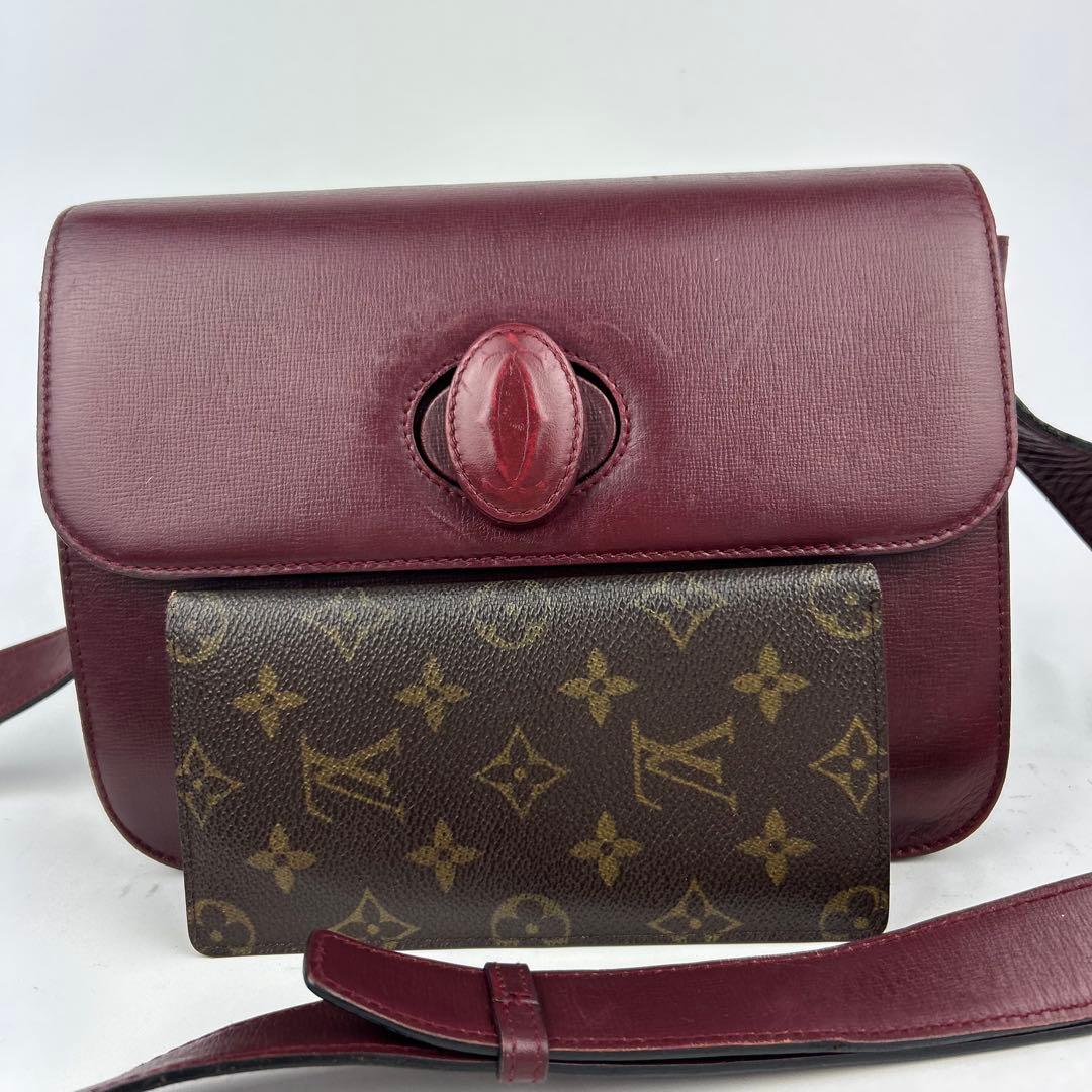 Cartier Shoulder Bags