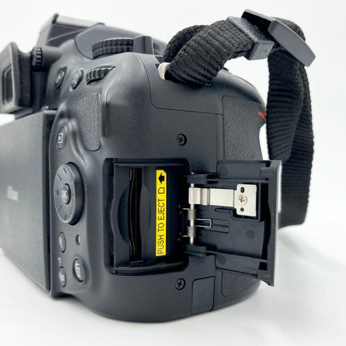 Nikon Digital Slrs D5200 Dx Nikkor 2