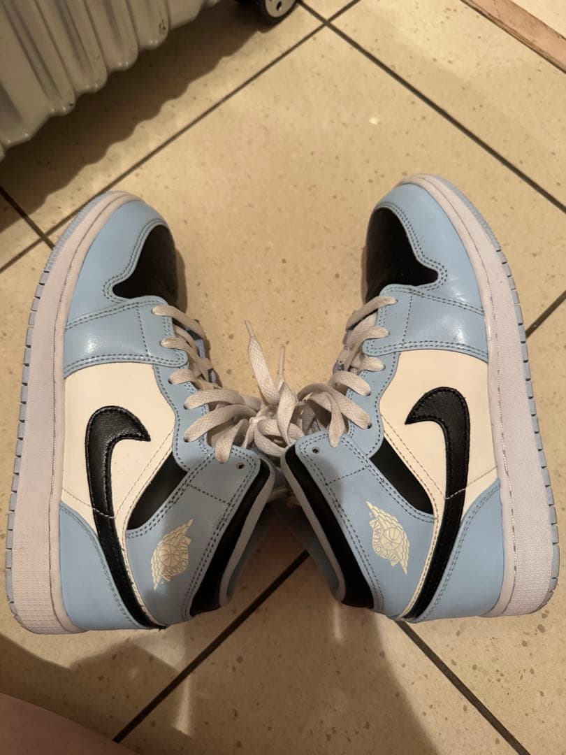 Nike Sneakers Air Jordan 1 Mid