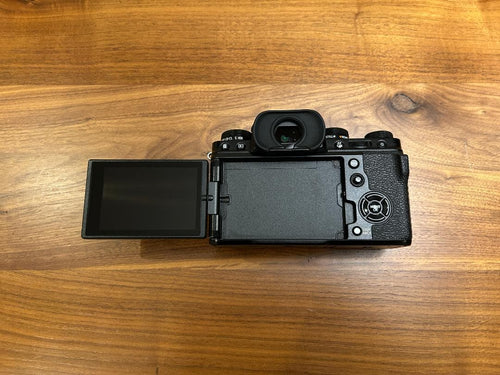 Fujifilm Mirrorless Interchangeable Lips X-T4 Ok