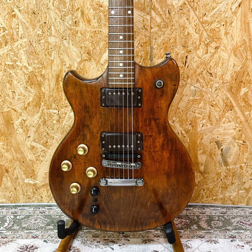 Electric Guitars Roland G-303