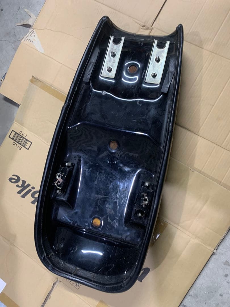 Seats Yamaha Sr400 Cozy