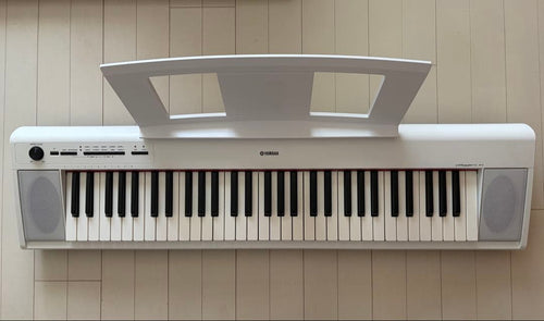 Yamaha Keyboard Electronic Piano Np12Wh