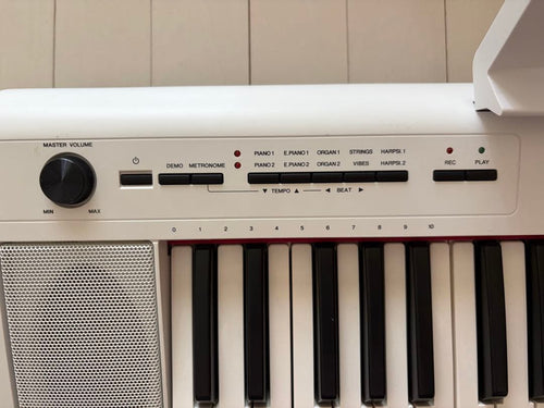 Yamaha Keyboard Electronic Piano Np12Wh