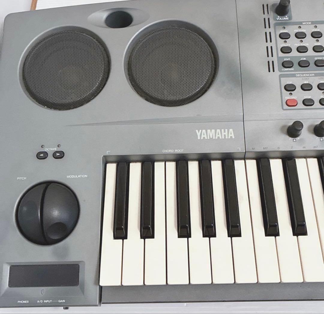 Yamaha Other Eos B2000 61