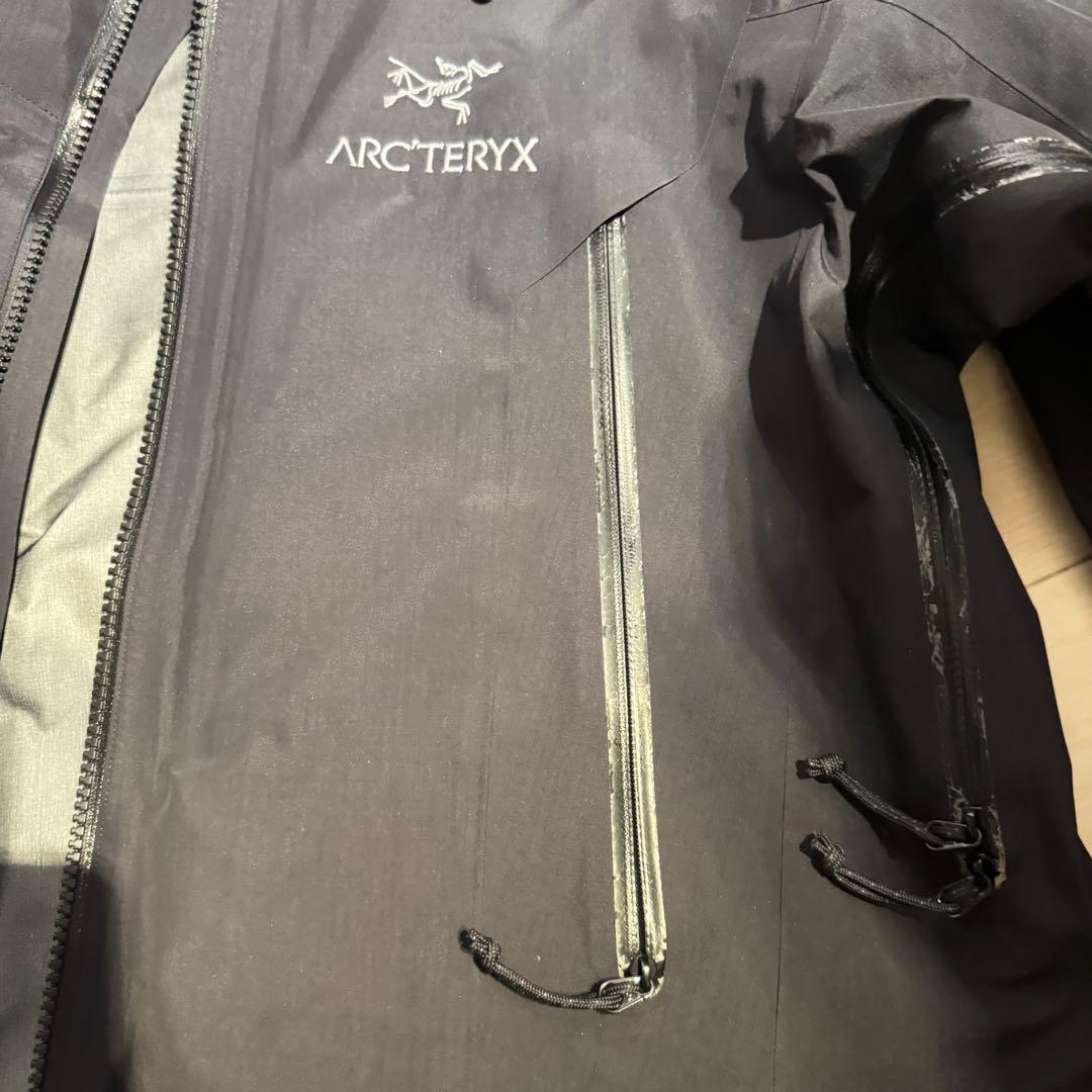 Arc'Teryx Mountain Parkas Ar