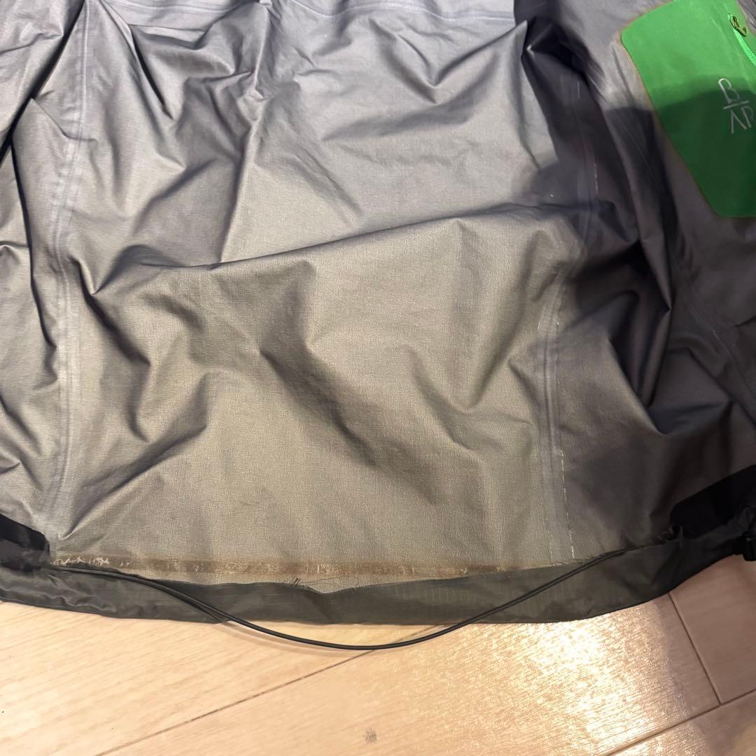 Arc'Teryx Mountain Parkas Ar
