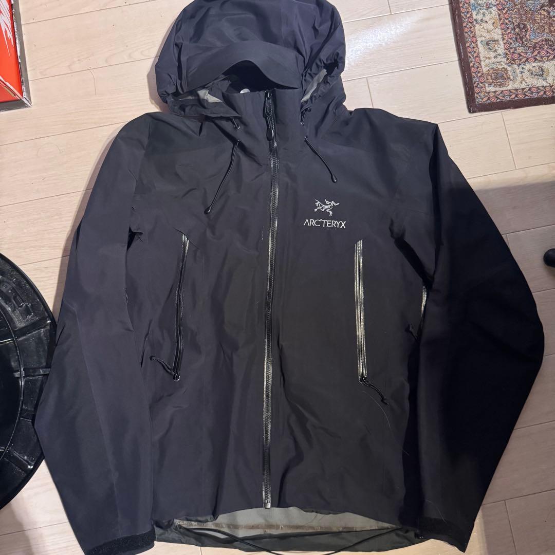 Arc'Teryx Mountain Parkas Ar