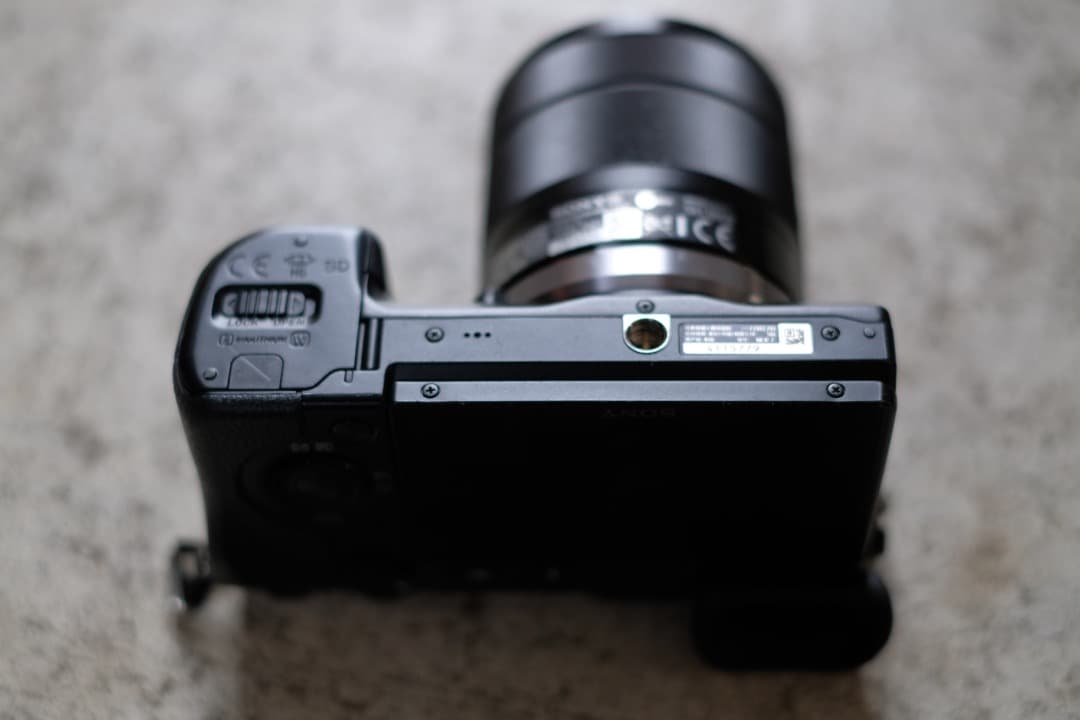 Sony Mirrorless Interchangeable Lens Cameras Nex-7 18-55Mm