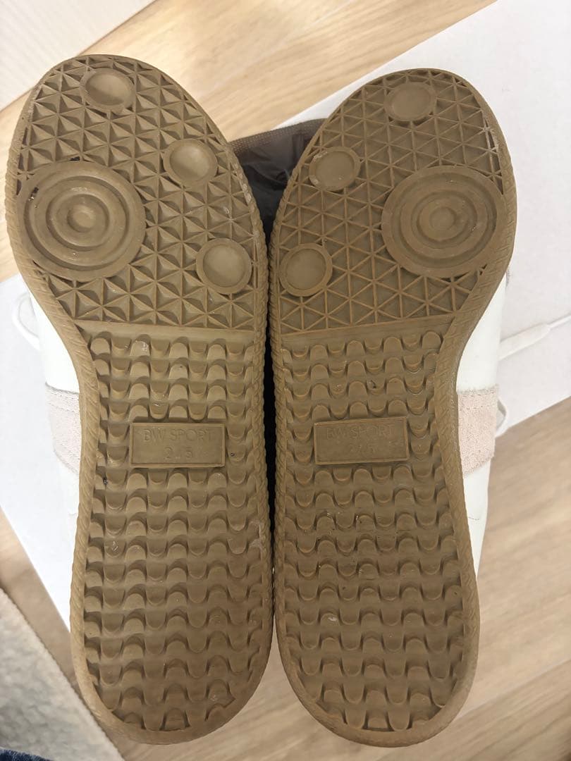 Reproduction Of Found Sneakers X Todayful