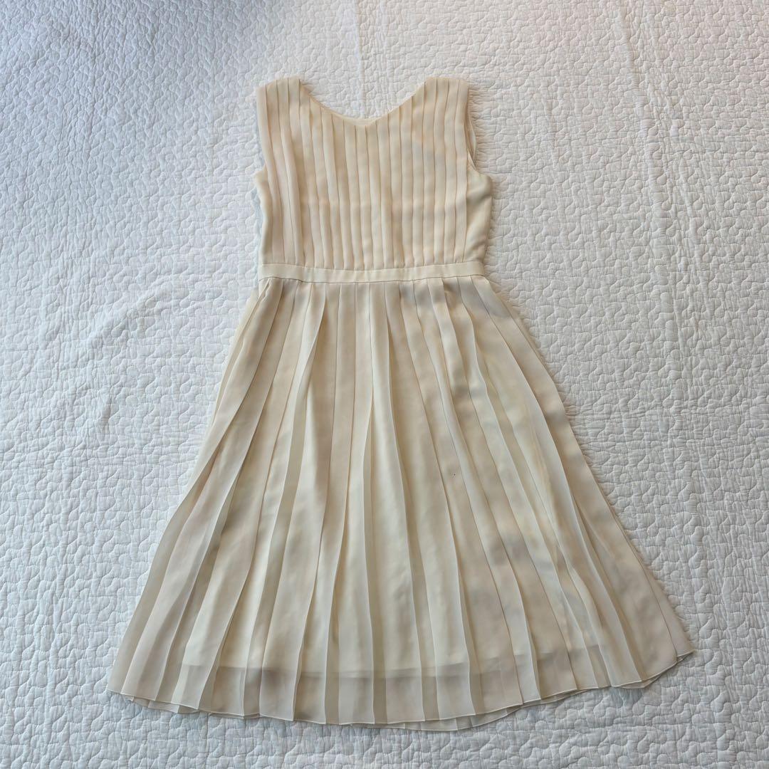 Tomorrowland Sleeveless 38