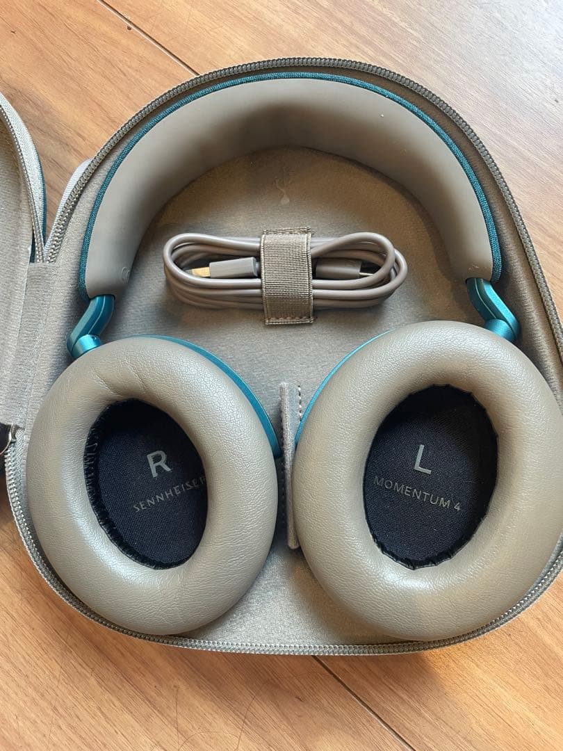 Sennheiser Wireless Headphones Momentum 4 M4Aebt Teal