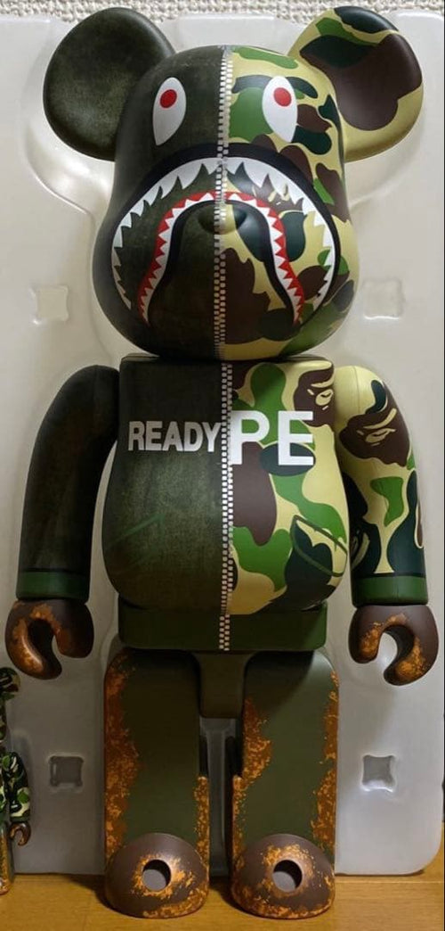 Be@Rbrick Kubrick Bearbrick A Bathing Ape Readymade 400%