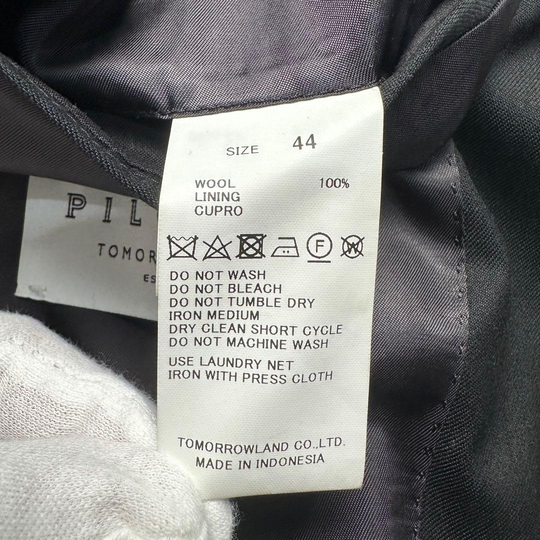 Tomorrowland Business Suit 44