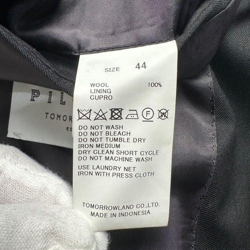 Tomorrowland Business Suit 44