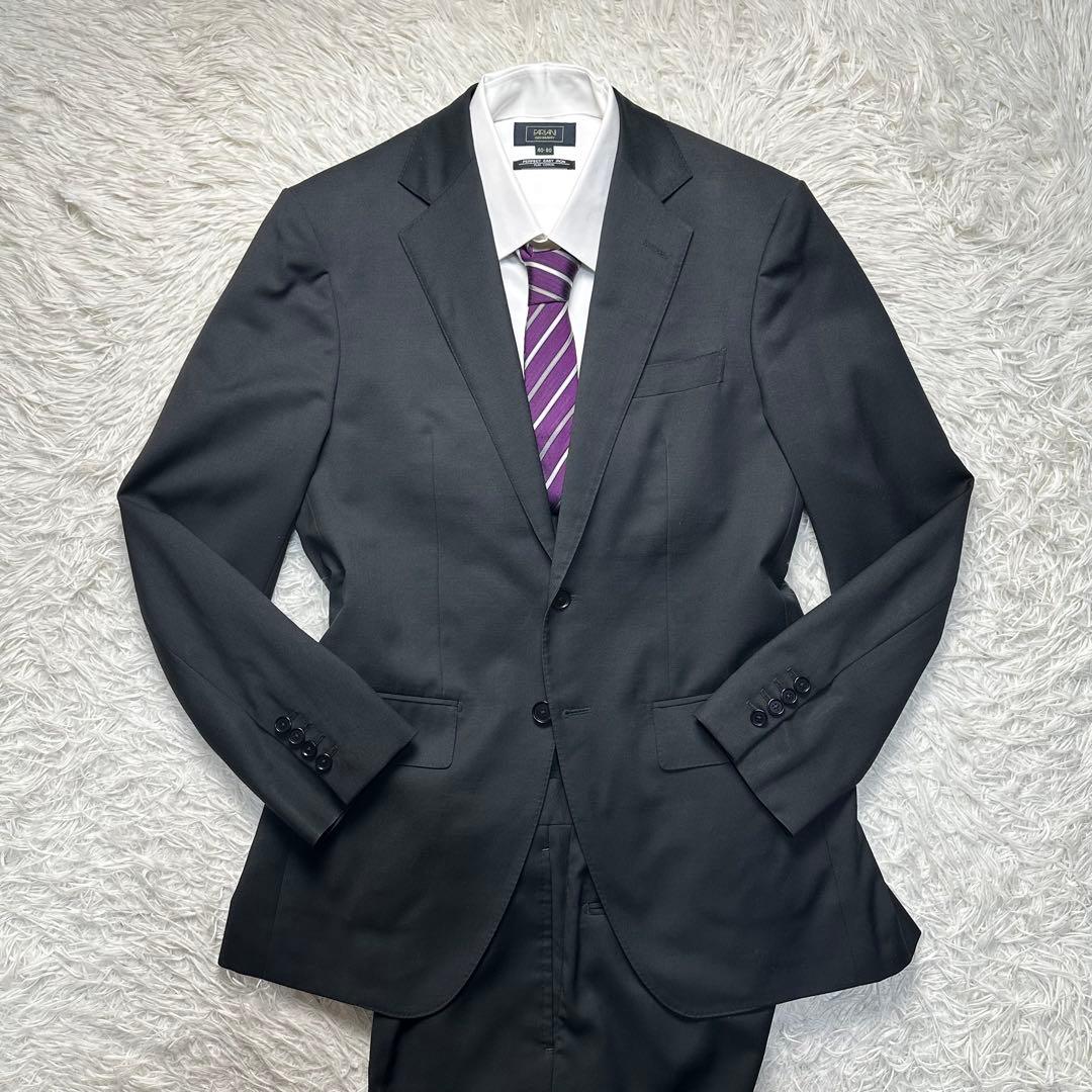 Tomorrowland Business Suit 44